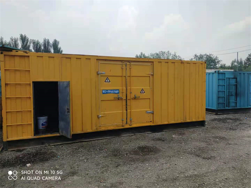 向阳200KW柴油发电机组需要配备什么型号的电缆线？