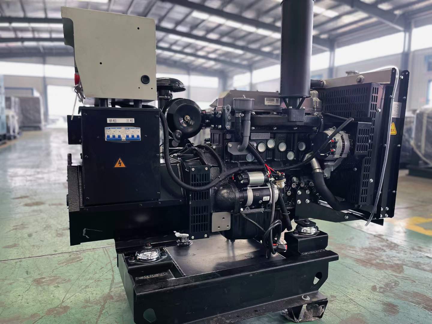 向阳如何降低电感性负载对发电机的影响？