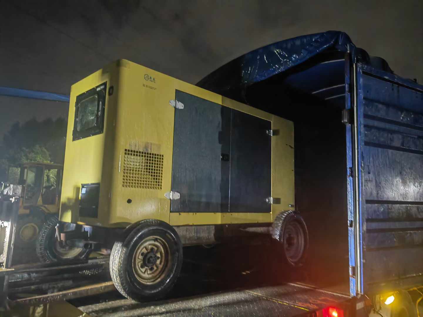 向阳如何根据负载特性选择合适的柴油发电机？