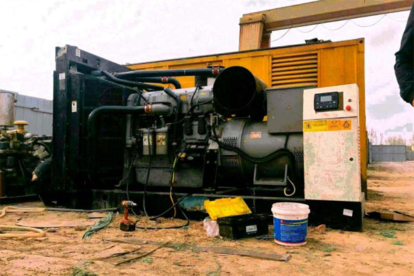 向阳柴油发电机组都有哪几种电压规格？