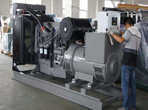 向阳柴油发电机组和储能设备配合使用的案例