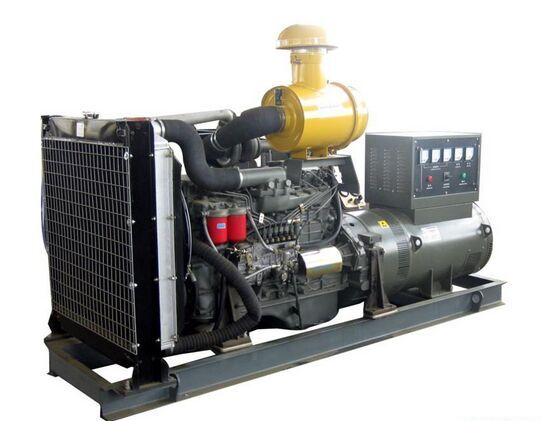 向阳汽油发电机组冬季保养时，燃油系统需要注意什么？